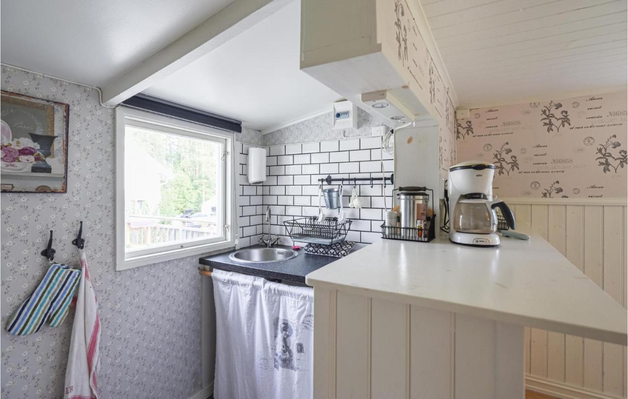 Cozy Home In Strmstad With Wifi Strömstad Eksteriør billede